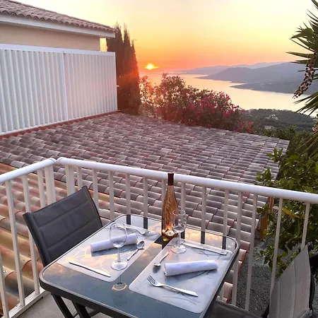 3 Etoiles U Nidu Vue Sur Le Golfe De Valenco A Apartment Viggianello