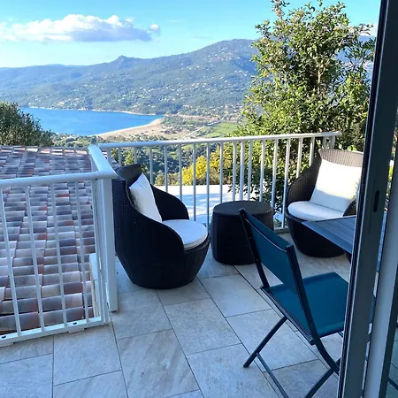 3 Etoiles U Nidu Vue Sur Le Golfe De Valenco A Apartment *